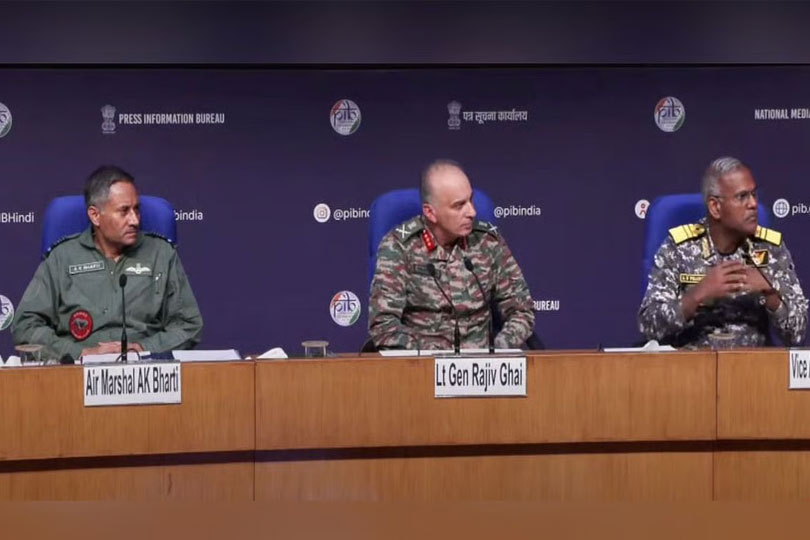 ഓപ്പറേഷൻ സിന്ദൂറിലൂടെ ഇന്ത്യ ലക്ഷ്യമിട്ടത് ഭീകരതക്കെതിരെയുള്ള പോരാട്ടമായിരുന്നു എന്നും എന്നാല്‍ പാകിസ്ഥാൻ സൈന്യം ഭീകരരെ സഹായിക്കുന്ന നിലപാടാണ് സ്വീകരിച്ചതെന്നും ഉന്നത സൈനിക ഉദ്യോഗസ്ഥർ 